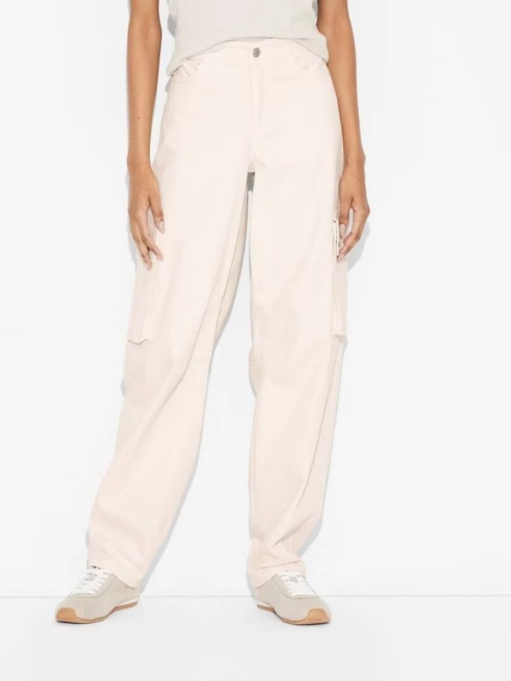 NWT Women's Wild Fable Size XS Mid-Rise Barrel Cargo Off-White Pants